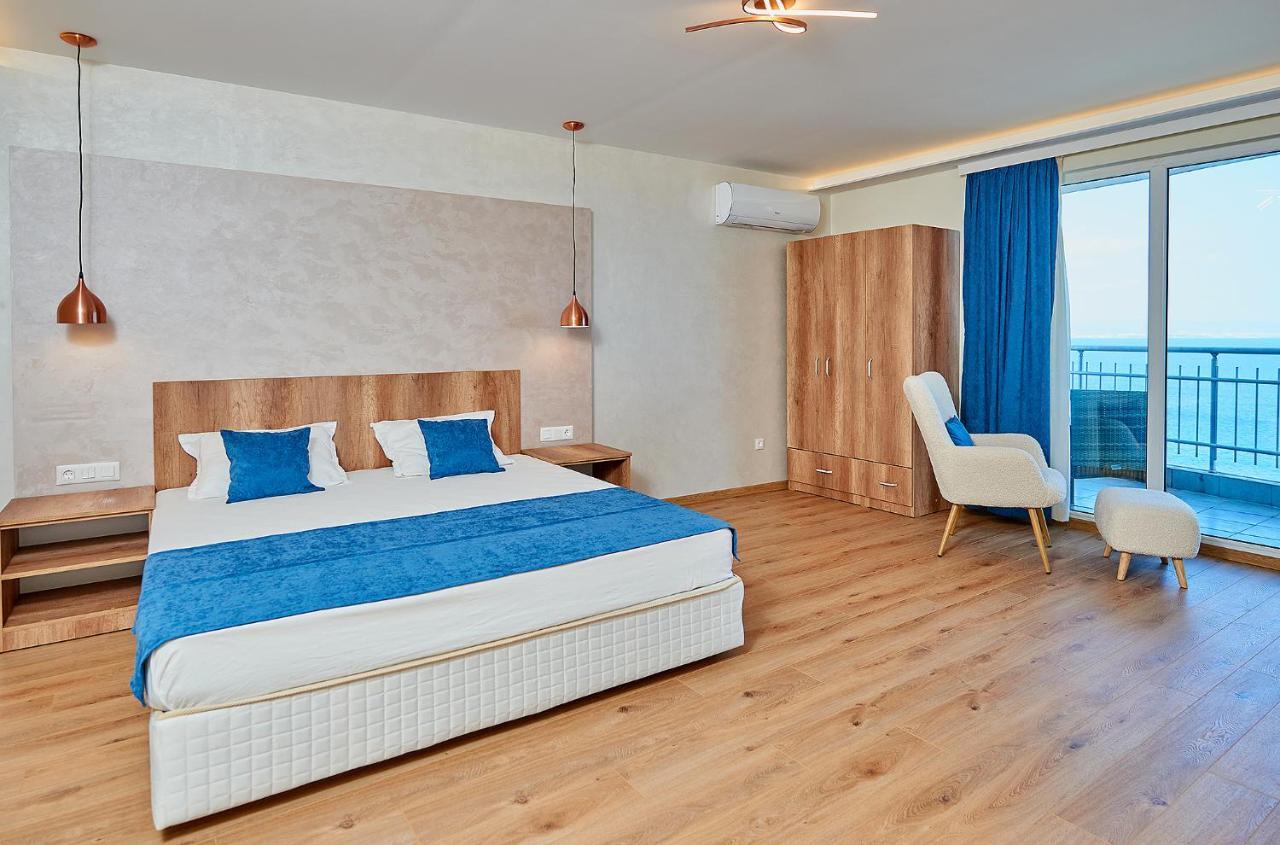 Family Hotel Regata Pomorie Extérieur photo