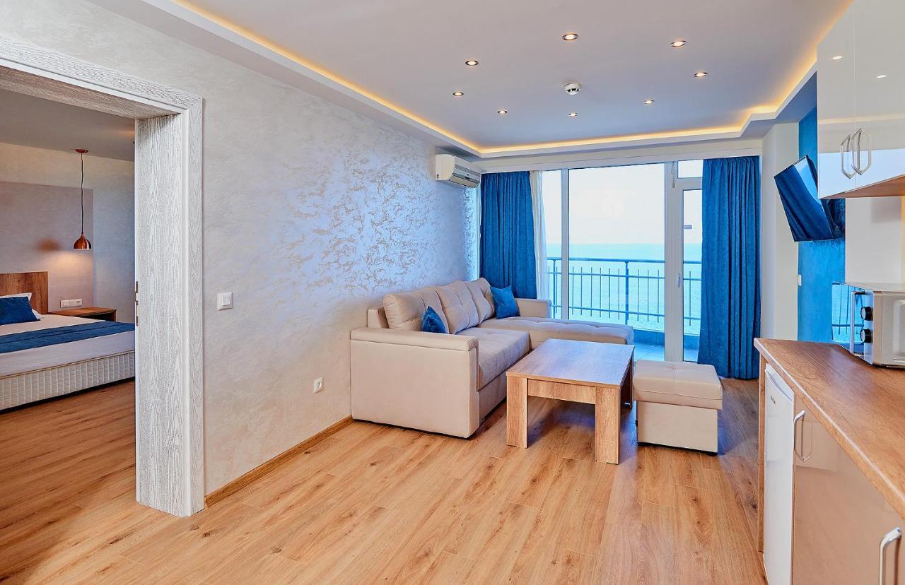 Family Hotel Regata Pomorie Extérieur photo