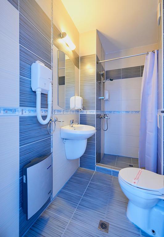 Family Hotel Regata Pomorie Extérieur photo
